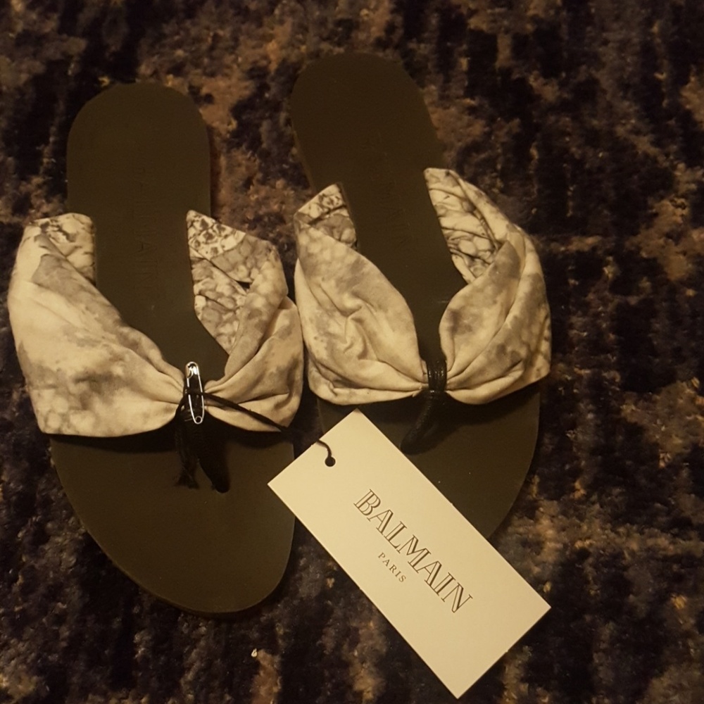 Balmain Mare Donna gray and white flip flop